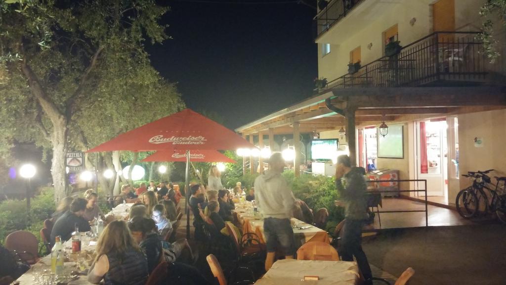 Albergo Bar Ristorante Alla Rama Мальчезине Экстерьер фото
